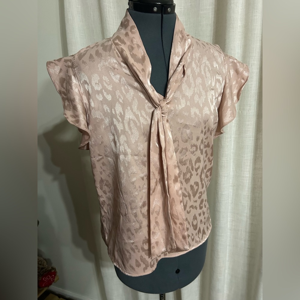 Calvin Klein Blush Pink Cheetah Leopard Print Silk Blouse Size M